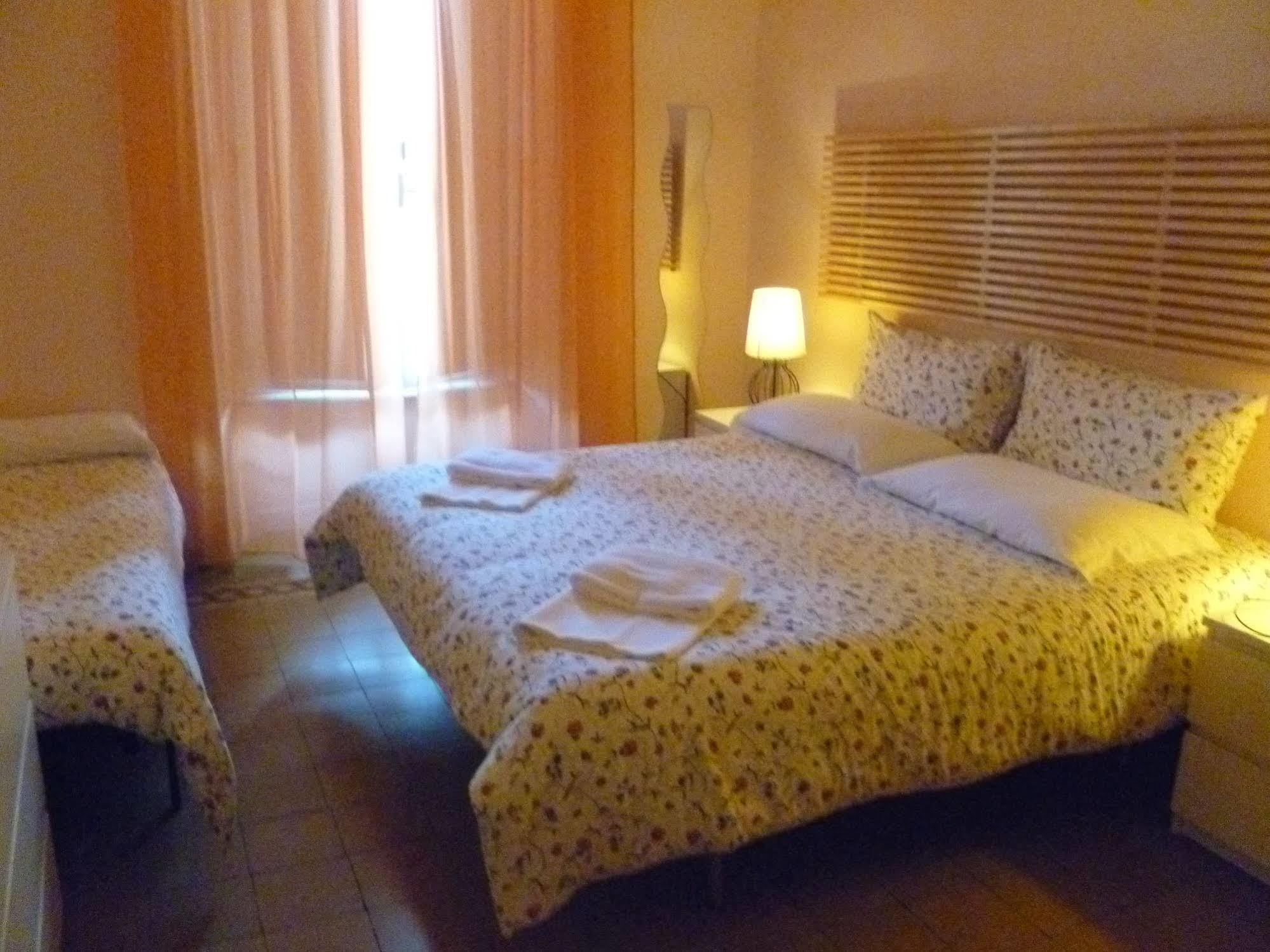 Carlo Alberto House Bed & Breakfast Roma